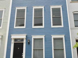 810 S Alfred St, Alexandria, VA 22314