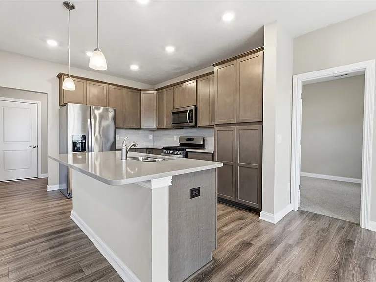 106 Sedona Dr — Photo 12