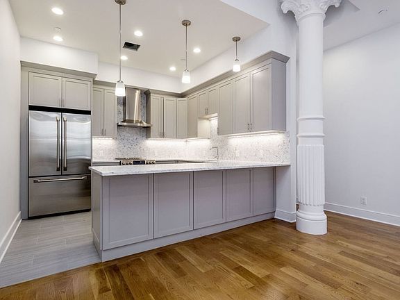 3rd image of 115 Wooster St APT 3F