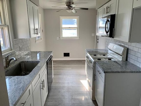 2nd image of 3401 Towers Ct