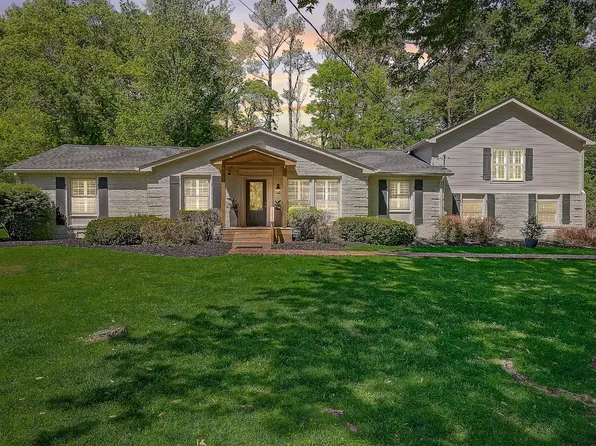 5044 Briarwood Dr, Nashville, TN 37211