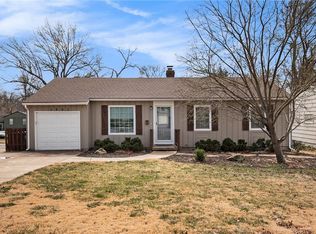 5903 W 75th Ter, Prairie Village, KS 66208