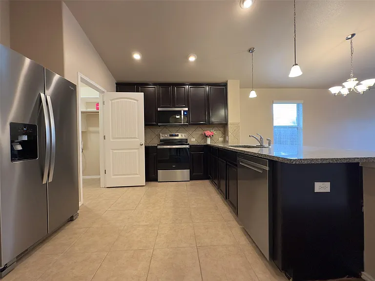 19013 Mangan Way — Photo 10