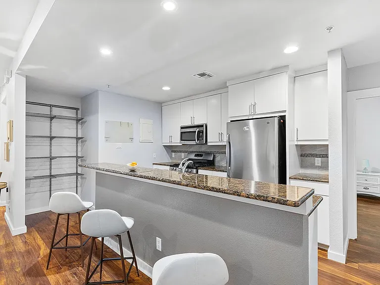 503 Swanee Dr #13 — Photo 3