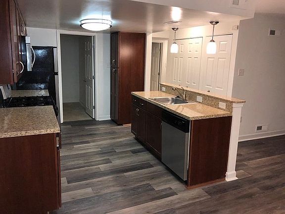4th image of 4784 Southland Ave