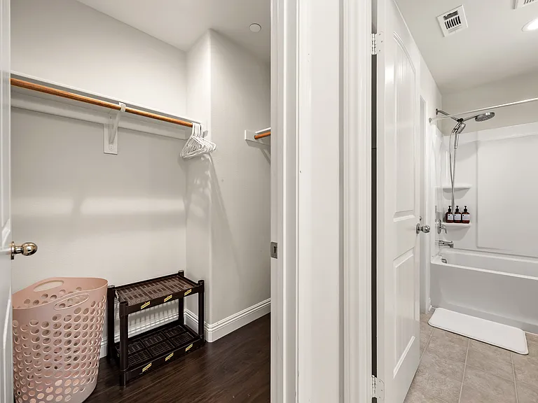 4638 Helen Bell Way — Photo 34