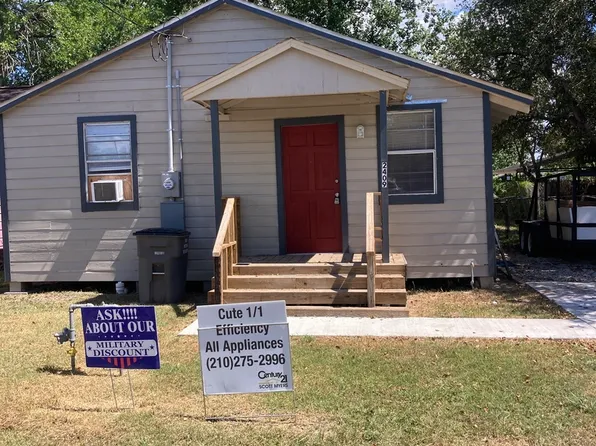 2409 BOOKER ST, Victoria, TX 77901