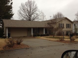 44 Cherry Tree Pl, Harrisburg, IL 62946