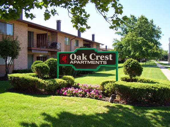 Oak Crest, 8501 Manor Ave #8527C, Munster, IN 46321