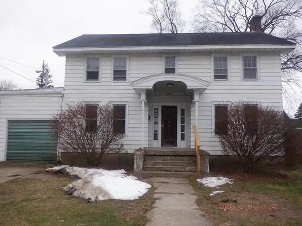 9 E Monroe St, Bangor, MI 49013