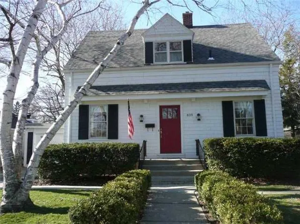 409 E 2nd St, Perrysburg, OH 43551