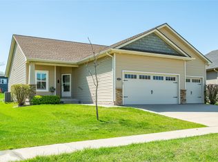 1132 15th Ave SE, Altoona, IA 50009