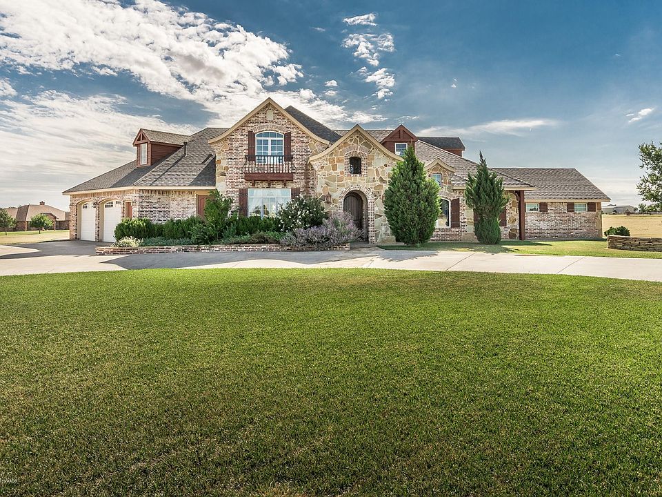 1st image of 19601 Quail Hollow Dr