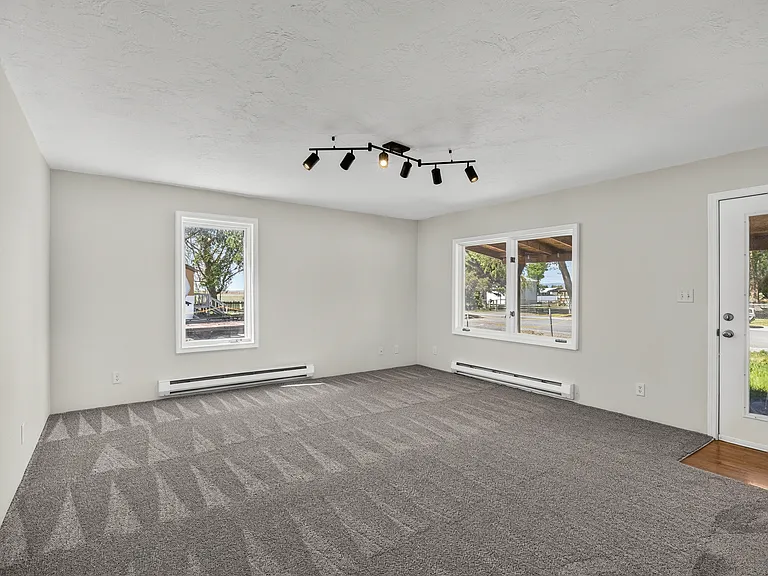 667 Decoria Ave — Photo 27