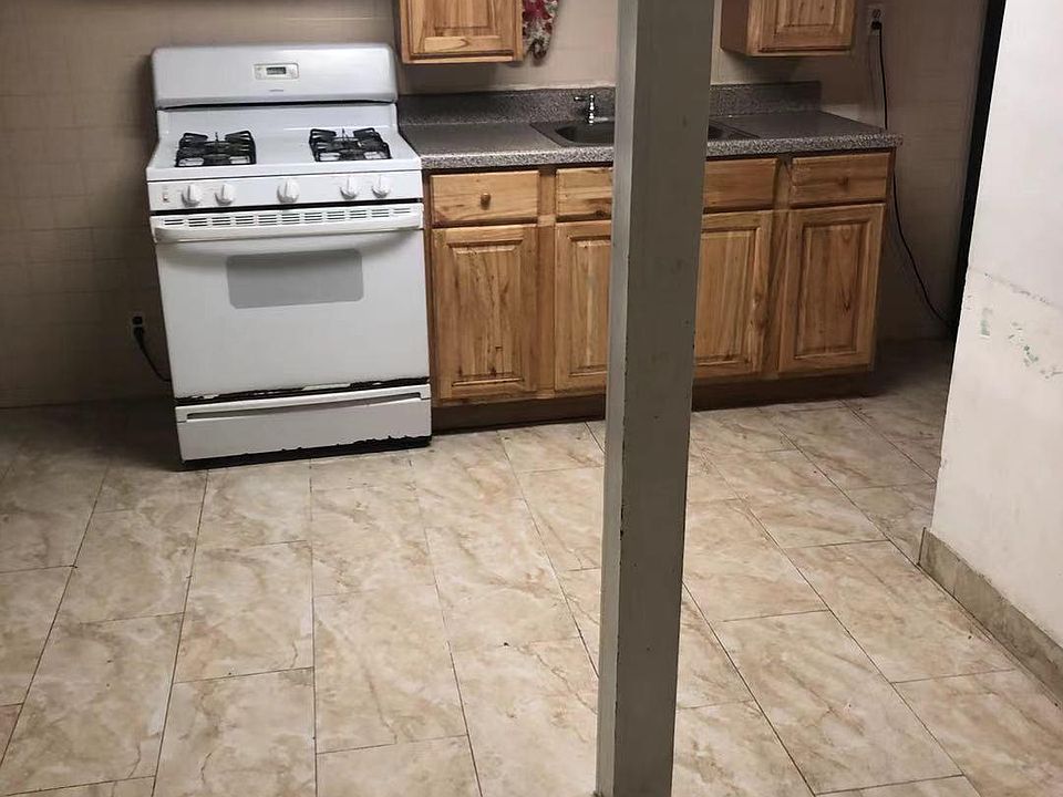 2nd image of 8733 Eldert Ln