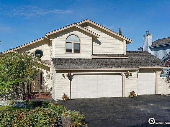 3rd image of 18650 Harlequin Pl