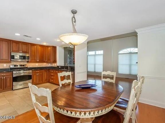 3rd image of 5A Sweeney Court