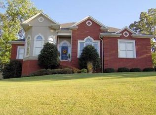 260 Hidden Oaks Dr, Oxford, AL 36203