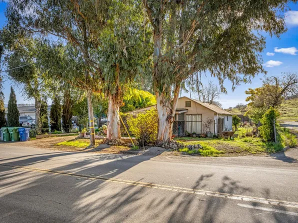 330 Tilton Ave, Morgan Hill, CA 95037