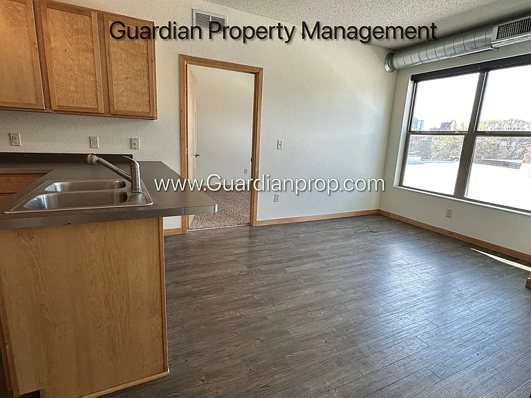 811 4th St SE #312 — Photo 7
