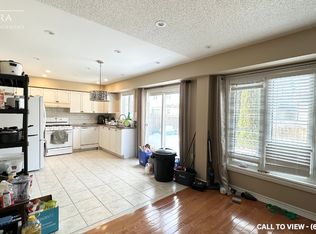 132 Thrushwood Dr #132, Barrie, ON