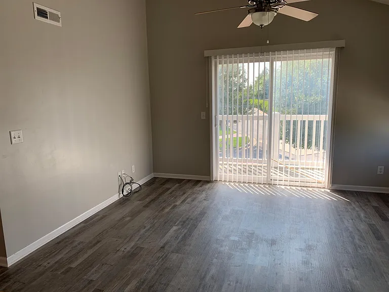 8020 N Drury Ave #3D — Photo 10