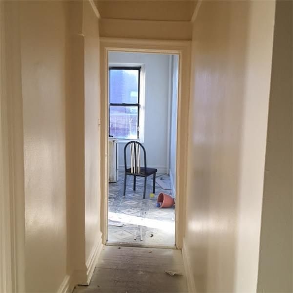 2nd image of 55 Parade Pl APT E7