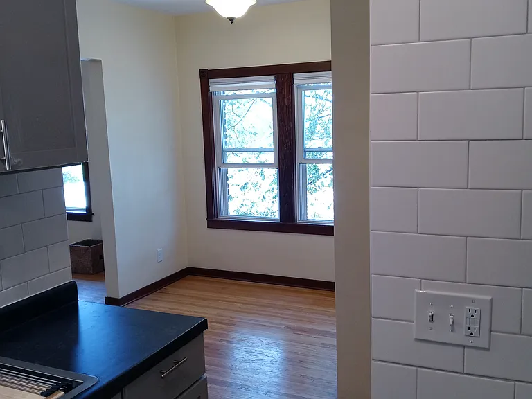 2733 Girard Ave S #303 — Photo 11