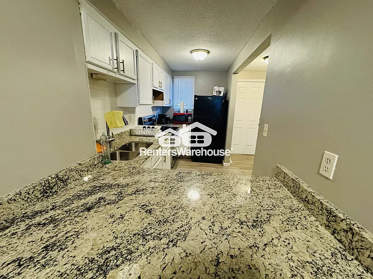 1611 Glenwood Ave #2 — Photo 6