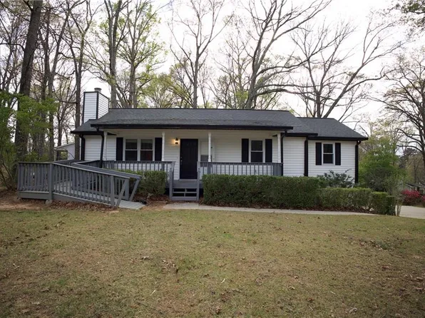 2955 Flowers Dr, Douglasville, GA 30135