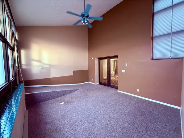 236 4th Ave SW, Cut Bank, MT 59427