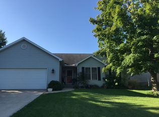 510 E Leo St, Eureka, IL