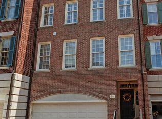 16 Wolfe St, Alexandria, VA 22314