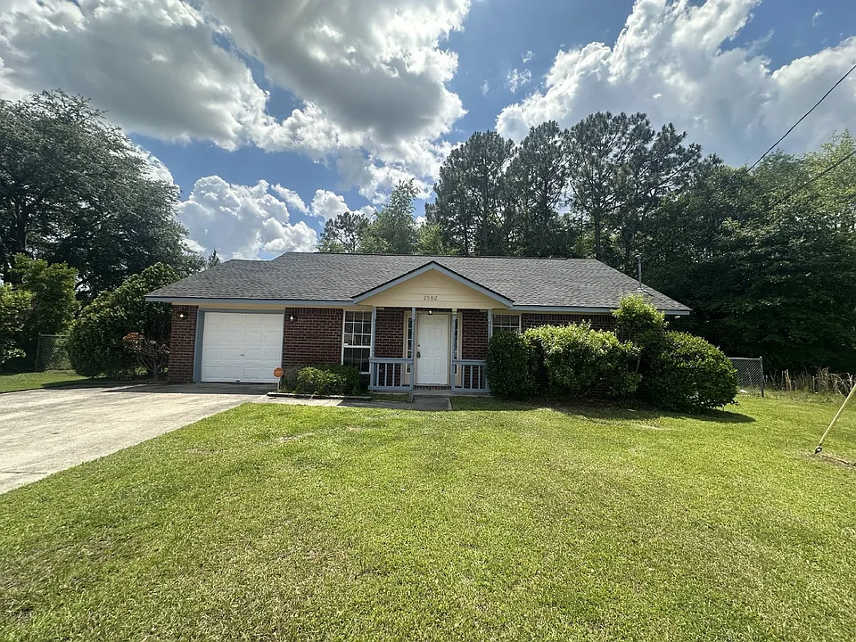 2582 Zachary Ct