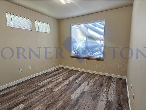 5th image of 1805 E Overland Rd #42