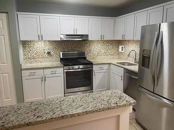 2nd image of 4 Monroe St APT 108