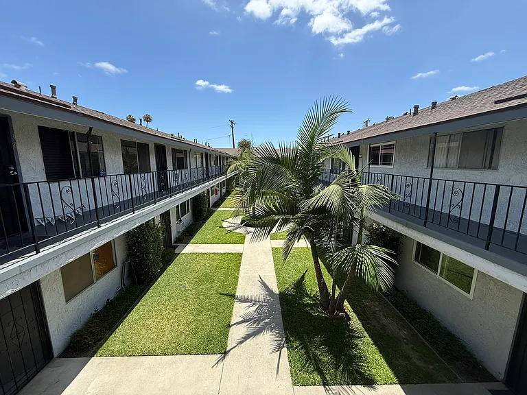 2890 E Artesia Blvd #39 — Photo 9