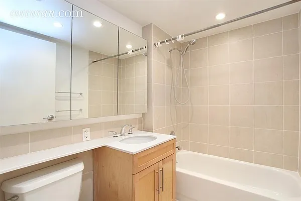 Rented by Corcoran | media 27