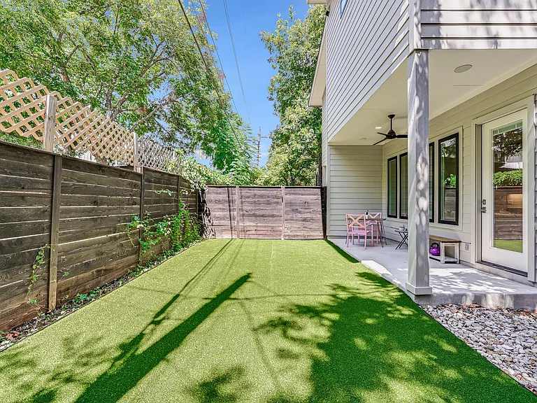 509 Sacramento Dr #A — Photo 24