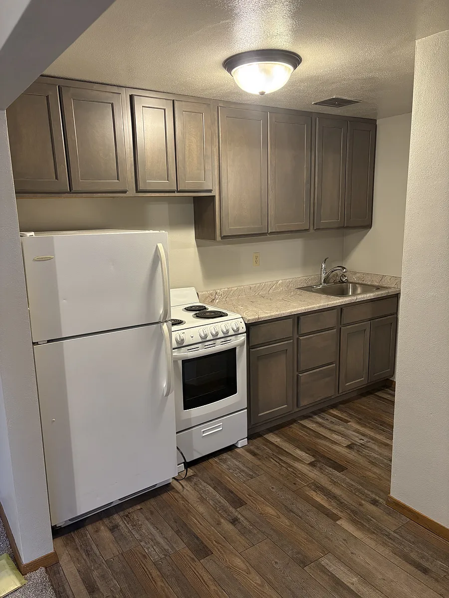 Building Photo - 910 S Phillips Ave #9