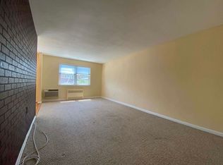 59-27 Gates Ave #2, Ridgewood, NY 11385