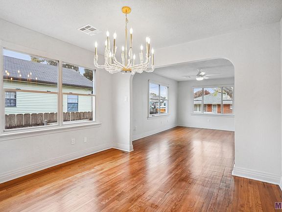 5th image of 3644 Cypress St