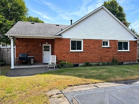 2nd image of 2781 Mercury Ave