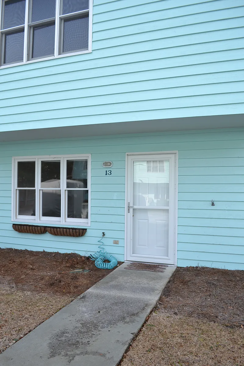 Building Photo - 300 Osprey Ridge Dr