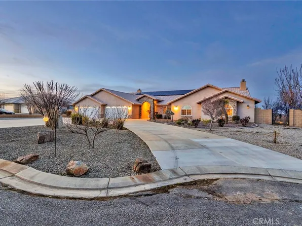 12290 Larch St, Oak Hills, CA 92344