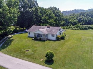 212 Adair Dr, Johnson City, TN 37601