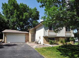 12500 Tussock Ct, Eden Prairie, MN 55344
