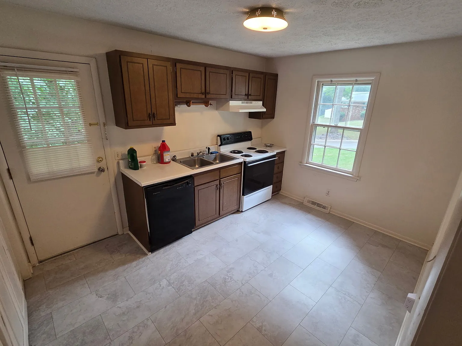 Parkview Dr, Lynchburg — Photo 3