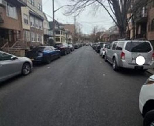 Exterior Neighborhood (street photo)