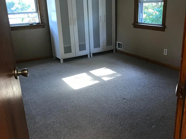 202 N Clinton Ave #2 — Photo 5